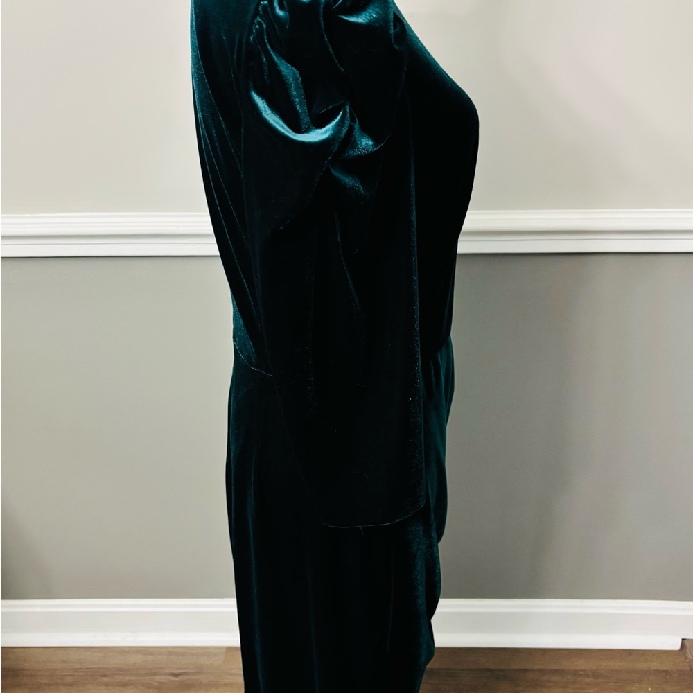 Vince Camuto Velvet Long Sleeve Dress NWT - Picture 3 of 8